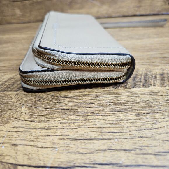 COACH tan wristlet wallet card holder change purse - Picture 6 of 7